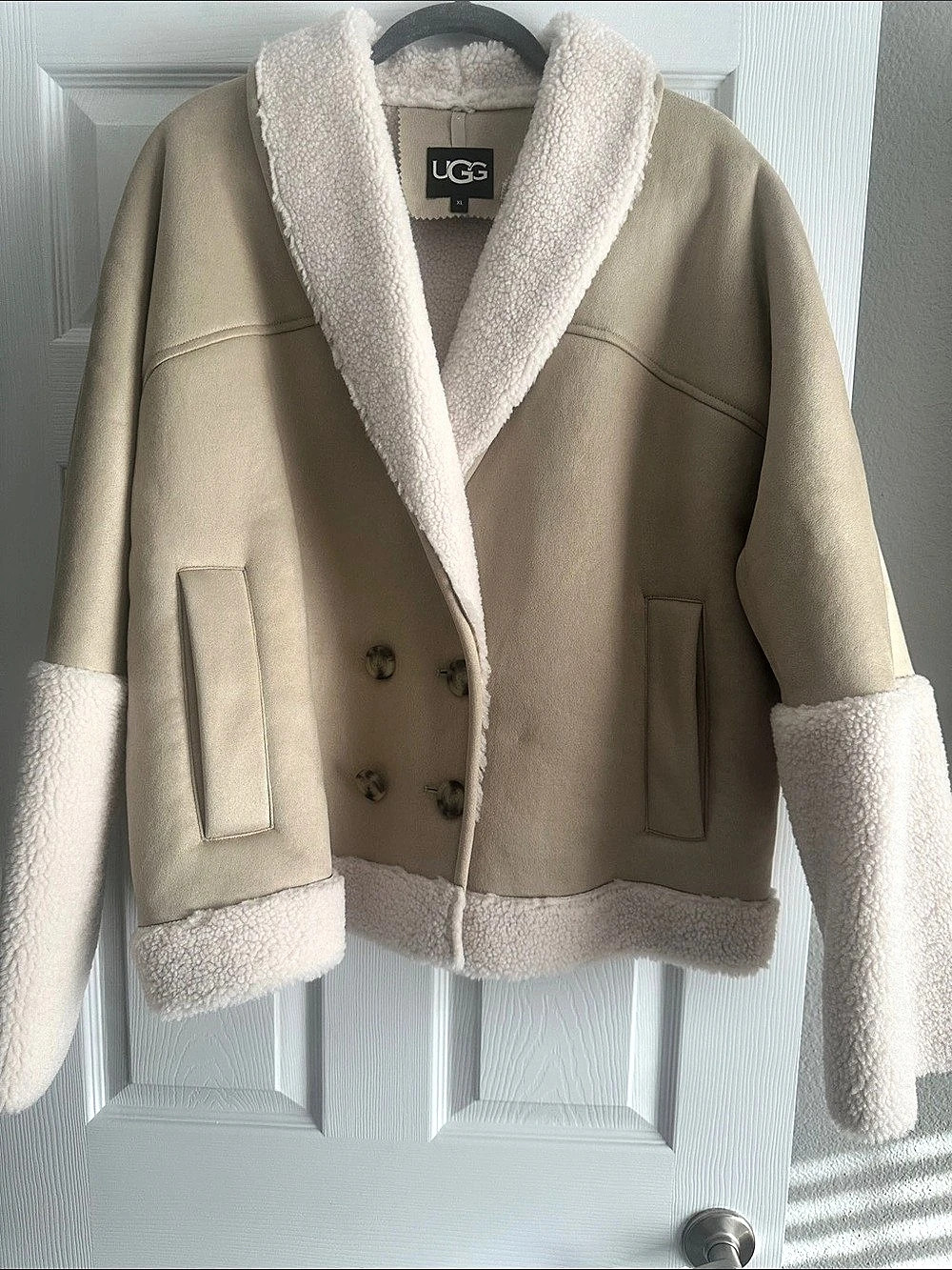 UGG Gertrude Short Teddy Coat Beige & Cream Size XL